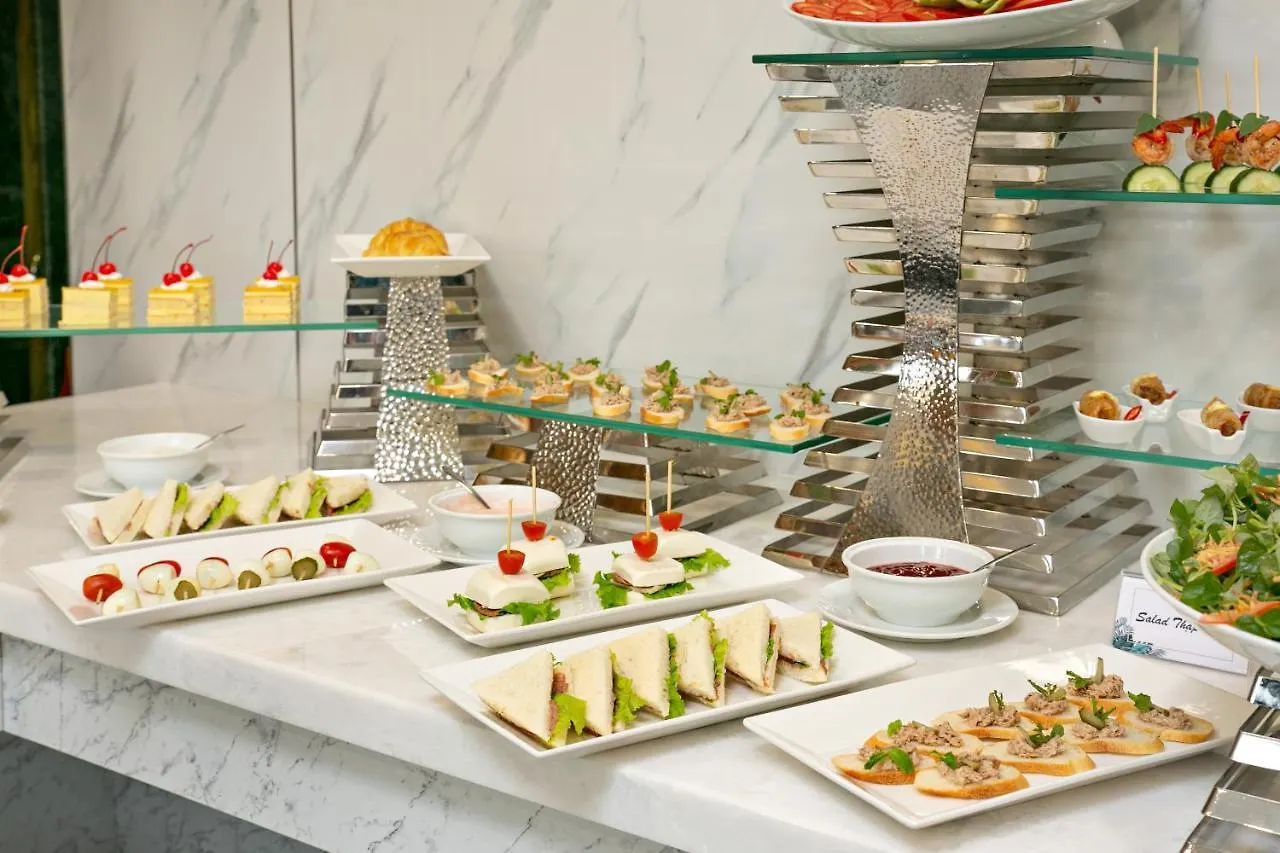 Calix Hotel Da Nang